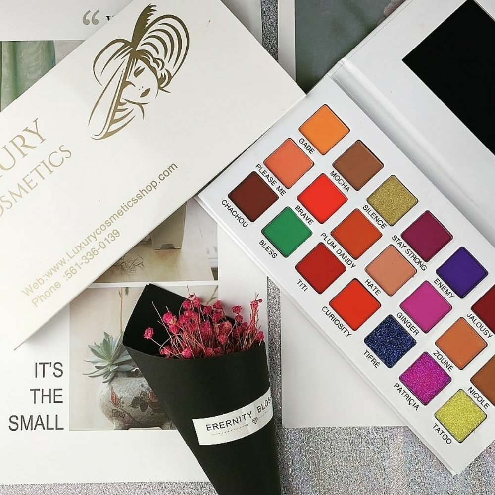 White Eye Shadow Palette